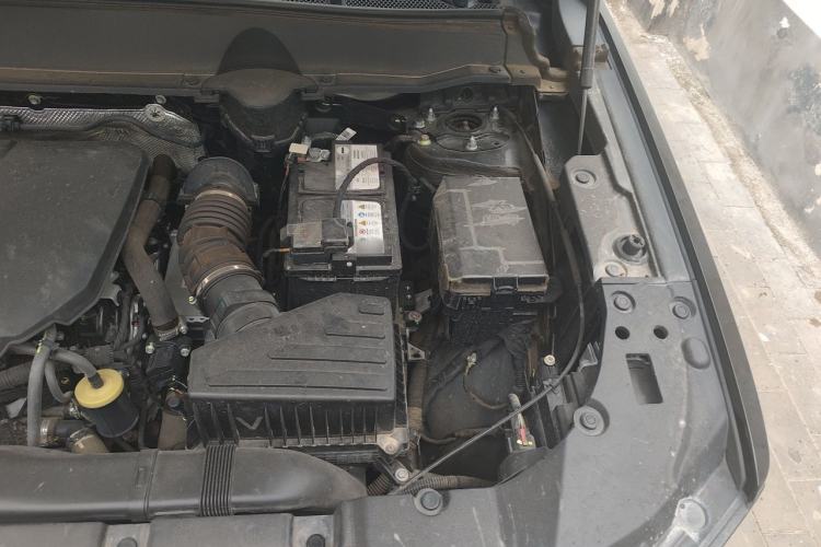 Used Haval H Dog 2023 2.0T All-Wheel-Drive Chaoye Plus Engine Bay Left