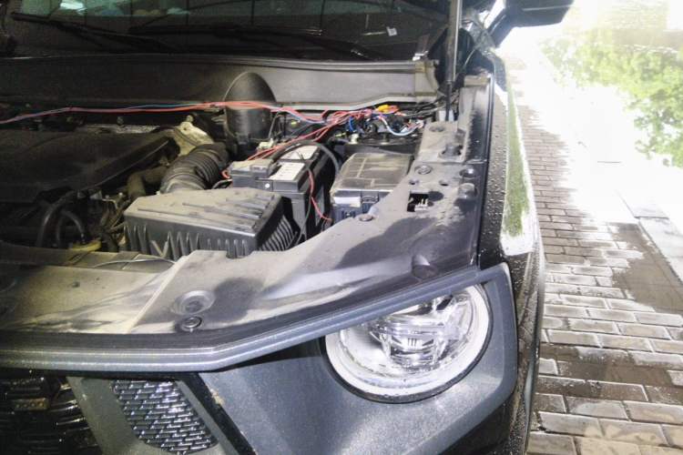 Used Haval H Dog 2023 2.0T All-Wheel-Drive Chaoye Plus Engine Bay Left
