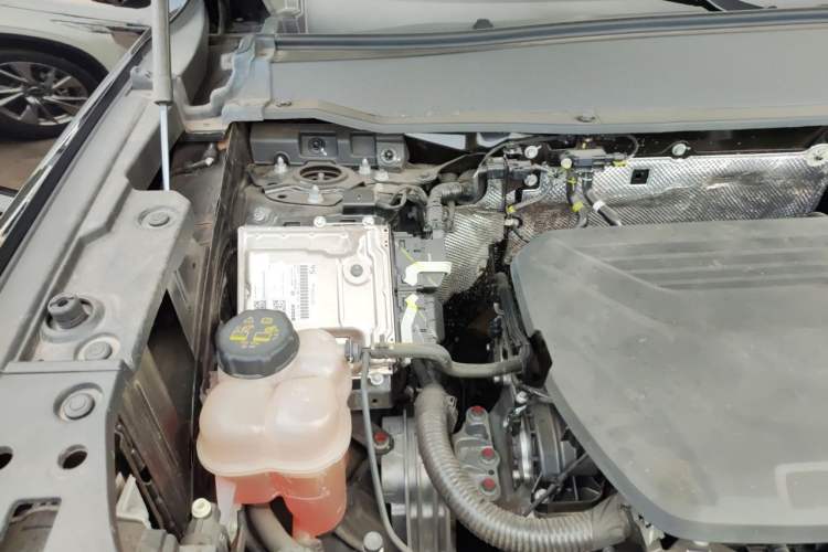 Used Haval H Dog 2023 1.5T Two-Wheel Drive Chao Ye Version Plus Engine Bay Right