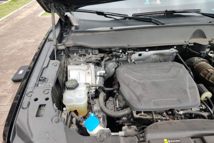 Used Haval H Dog 2023 1.5T Two-Wheel Drive Chao Ye Version Plus Engine Bay Right