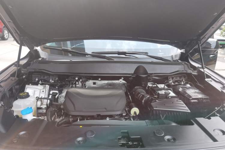 Used Haval H Dog 2023 1.5T Two-Wheel Drive Chao Ye Version Plus Engine Bay