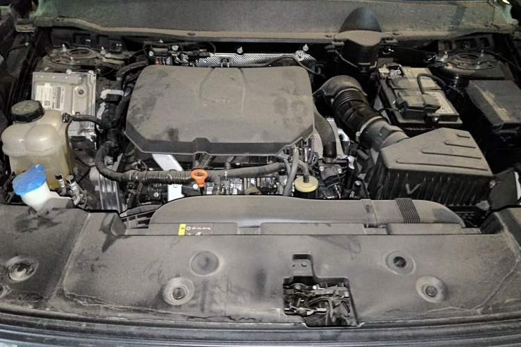 Used Haval H Dog 2023 2.0T Two-Wheel Drive Chaoye Version Plus Engine Bay