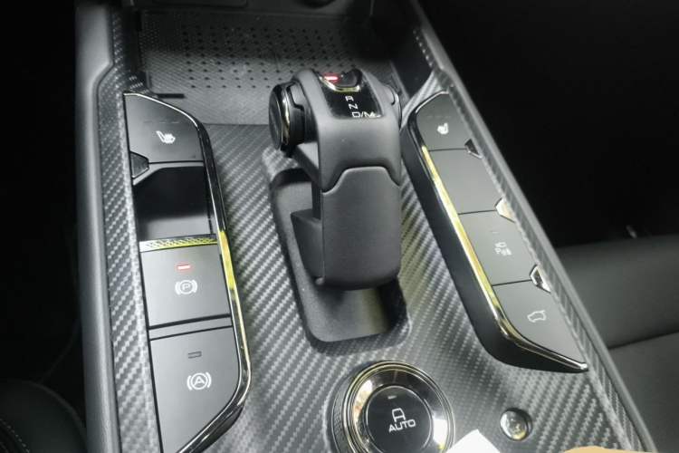 Used Haval H Dog 2023 2.0T Two-Wheel Drive Chaoye Version Plus Gear Lever