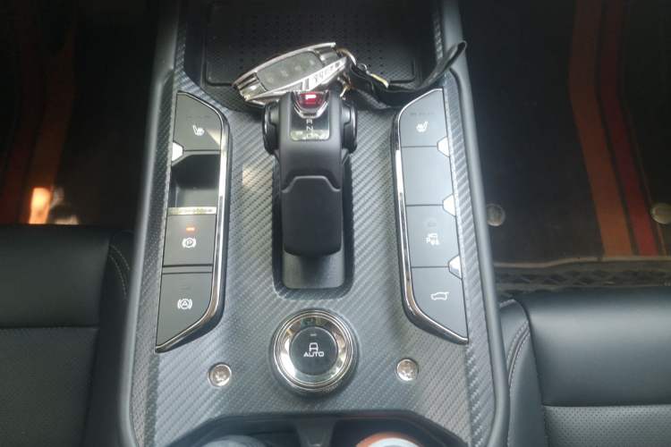 Used Haval H Dog  Gear Lever