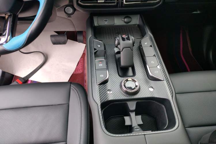 Used Haval H Dog 2023 1.5T Two-Wheel Drive Chao Ye Version Plus Gear Lever