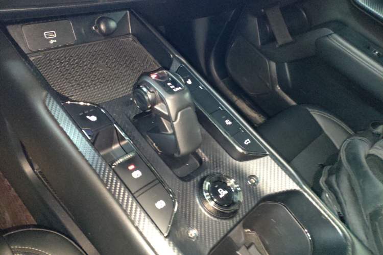 Used Haval H Dog 2023 1.5T Two-Wheel Drive Chao Ye Version Plus Gear Lever