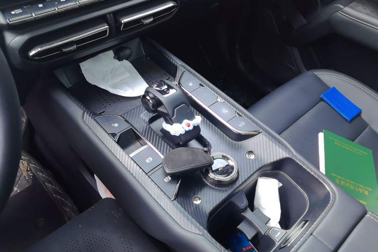 Used Haval H Dog 2023 1.5T Two-Wheel Drive Chao Ye Version Plus Gear Lever