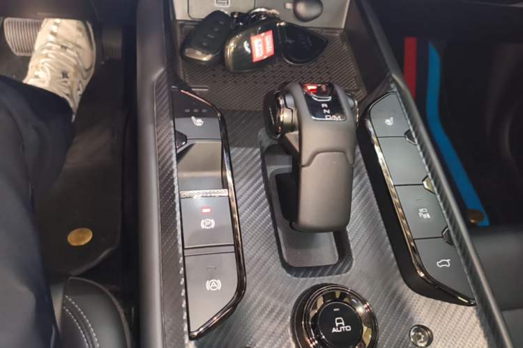 Used Haval H Dog 2023 1.5T Two-Wheel Drive Chao Ye Version Plus Gear Lever