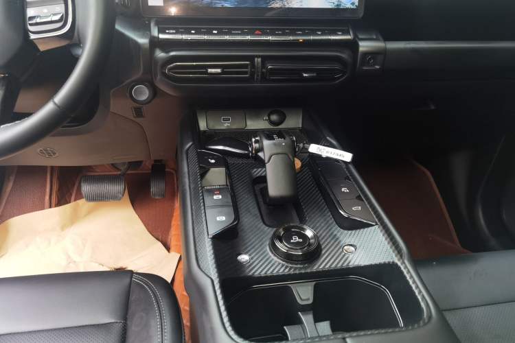Used Haval H Dog 2023 1.5T Two-Wheel Drive Chao Ye Version Plus Gear Lever