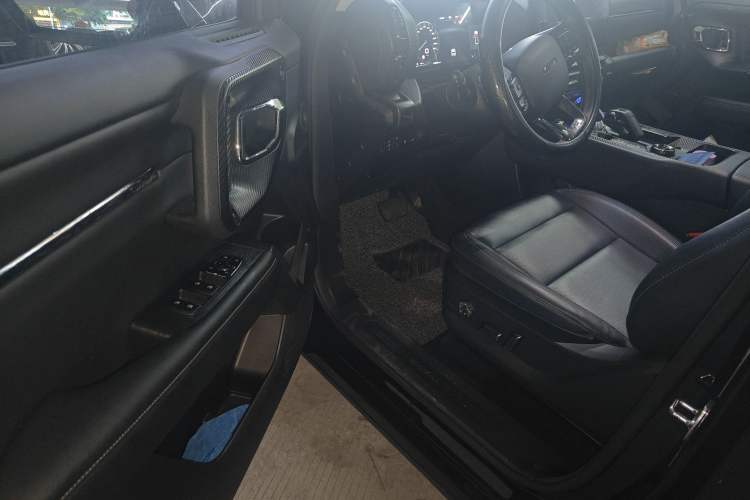 Used Haval H Dog 2023 2.0T Two-Wheel Drive Chaoye Version Plus Interior 1