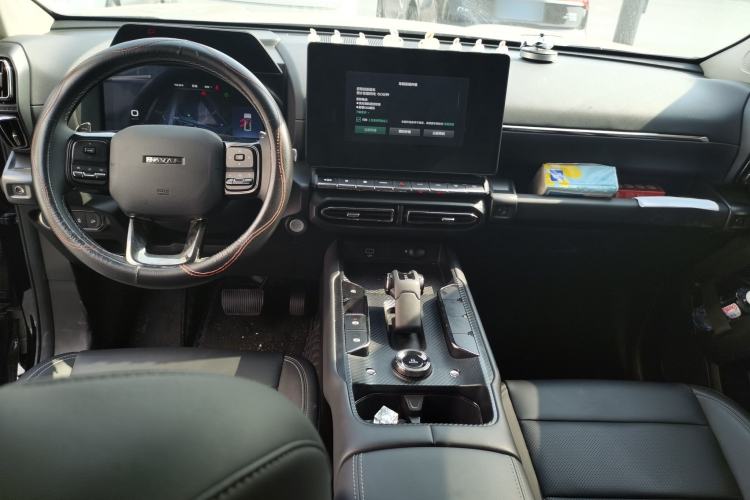 Used Haval H Dog 2023 2.0T Two-Wheel Drive Trendy Outdoor Edition Interior 2