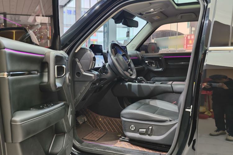 Used Haval H Dog 2023 2.0T All-Wheel-Drive Chaoye Plus Interior 3