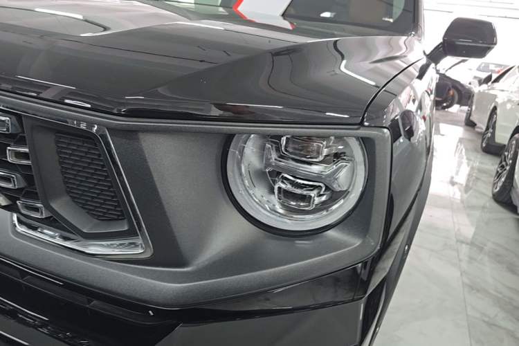 Used Haval H Dog 2023 1.5T Two-Wheel Drive Chao Ye Version Plus Left Front Headlight