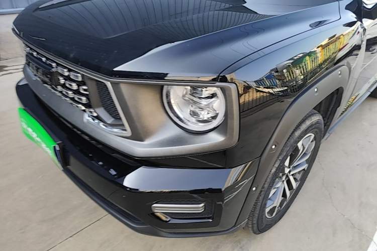 Used Haval H Dog 2023 1.5T Two-Wheel Drive Chao Ye Version Plus Left Front Headlight