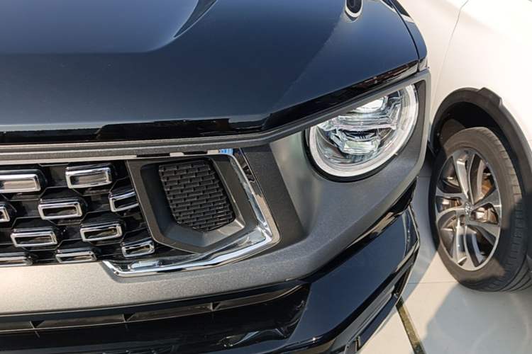 Used Haval H Dog 2023 2.0T Two-Wheel Drive Chaoye Version Plus Left Front Headlight