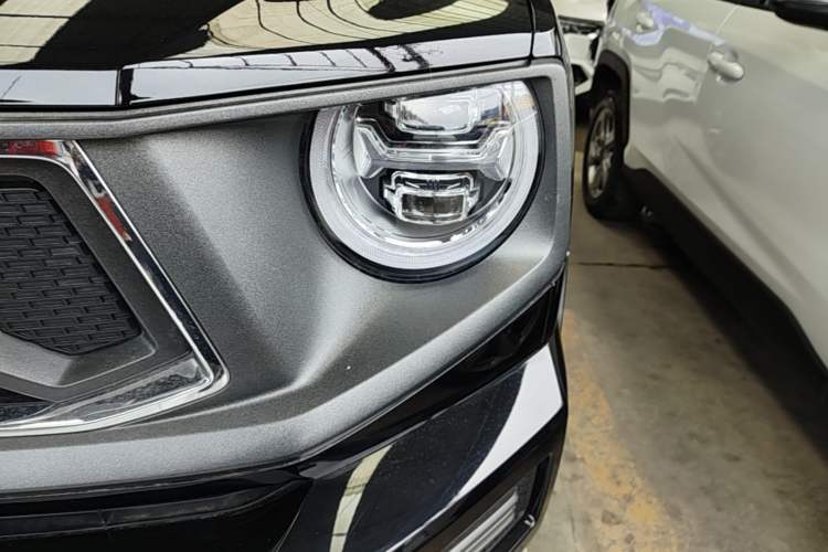 Used Haval H Dog 2023 1.5T Two-Wheel Drive Chao Ye Version Plus Left Front Headlight