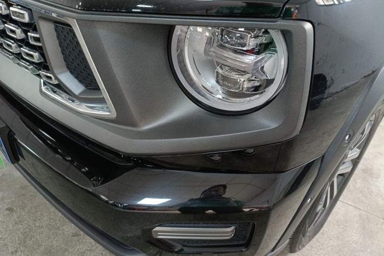 Used Haval H Dog 2023 2.0T All-Wheel-Drive Chaoye Plus Left Front Headlight