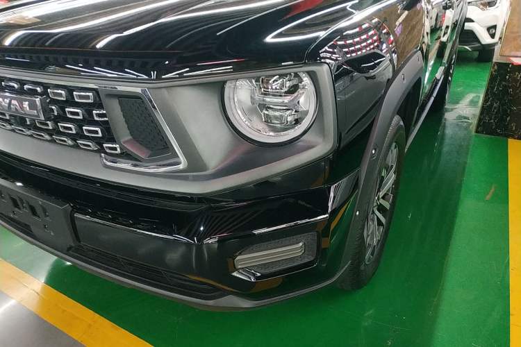 Used Haval H Dog 2023 2.0T Two-Wheel Drive Chaoye Version Plus Left Front Headlight