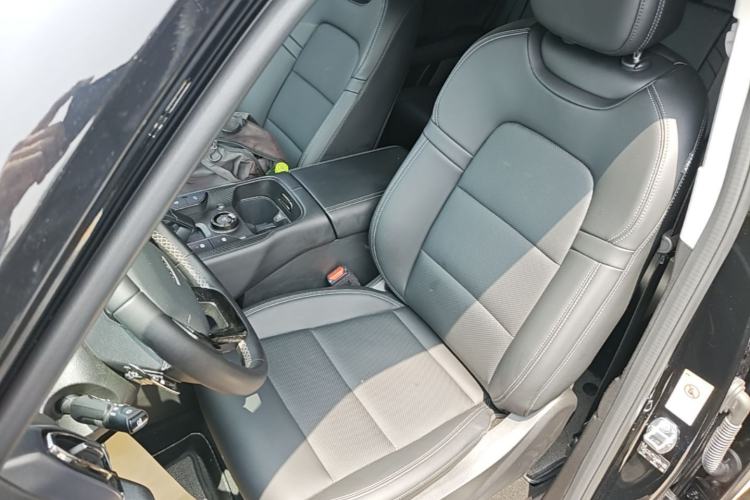 Used Haval H Dog 2023 2.0T Two-Wheel Drive Chaoye Version Plus Left Front Seat