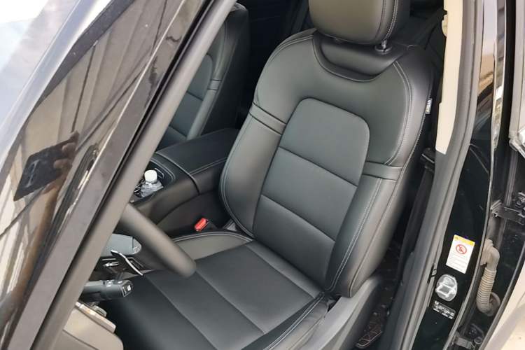 Used Haval H Dog 2023 2.0T Two-Wheel Drive Chaoye Version Plus Left Front Seat
