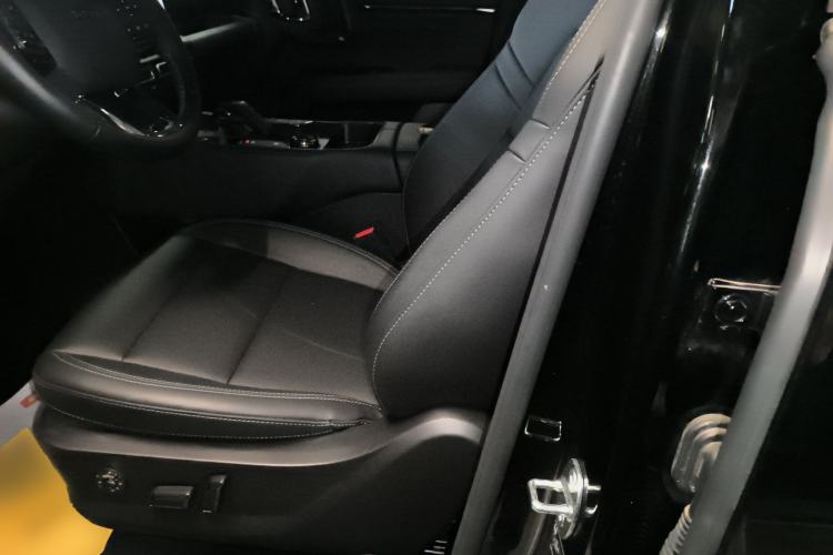 Used Haval H Dog 2023 2.0T All-Wheel-Drive Chaoye Plus Left Front Seat