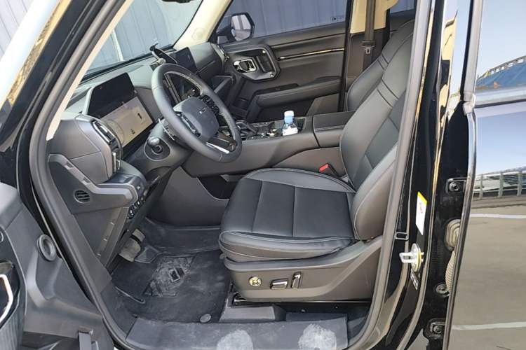 Used Haval H Dog 2023 1.5T Two-Wheel Drive Chao Ye Version Plus Left Front Seat
