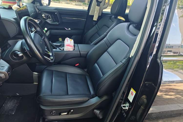 Used Haval H Dog 2023 2.0T All-Wheel-Drive Chaoye Plus Left Front Seat