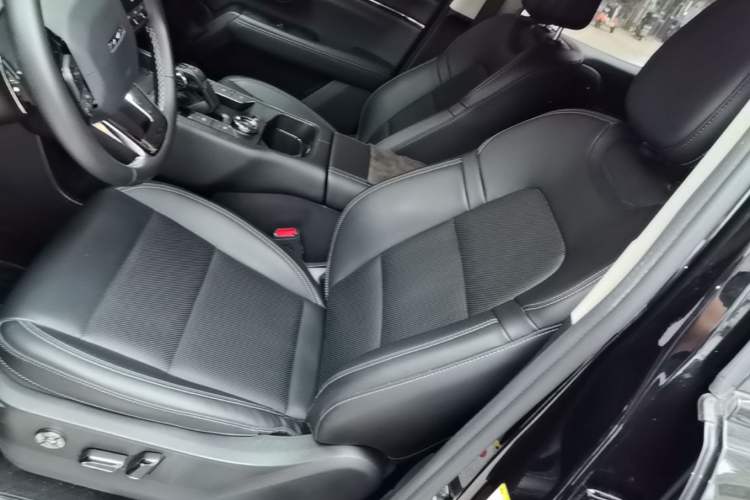 Used Haval H Dog 2023 2.0T All-Wheel-Drive Chaoye Plus Left Front Seat