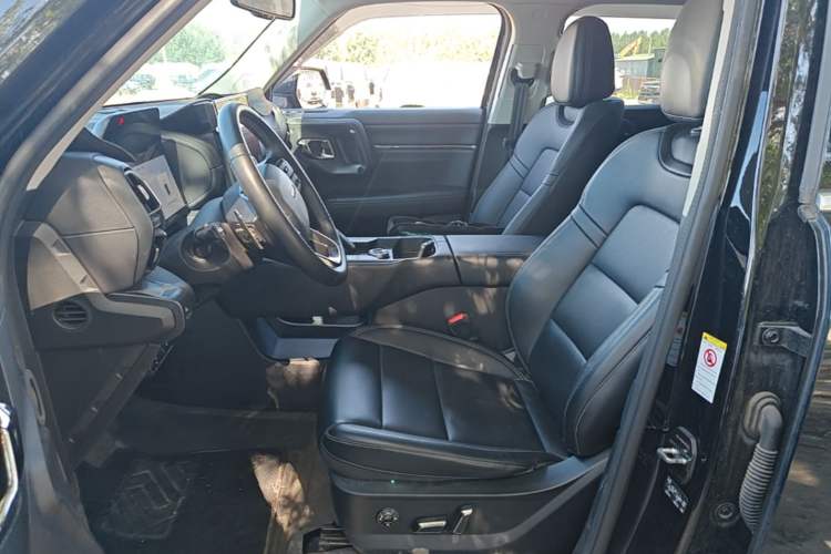Used Haval H Dog 2023 2.0T All-Wheel-Drive Chaoye Plus Left Front Seat