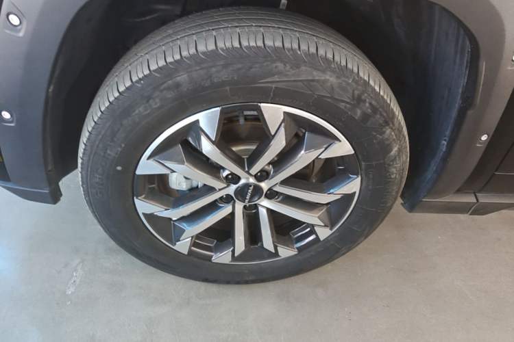 Used Haval H Dog 2023 1.5T Two-Wheel Drive Chao Ye Version Plus Left Front Wheel Hub