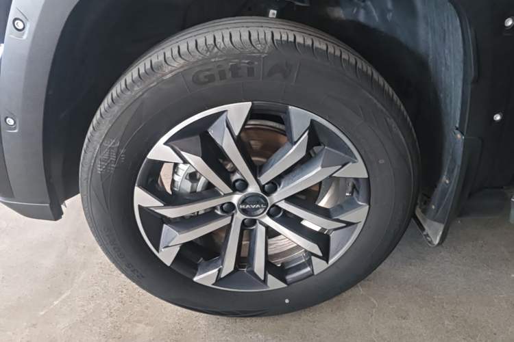 Used Haval H Dog 2023 2.0T Two-Wheel Drive Chaoye Version Plus Left Front Wheel Hub