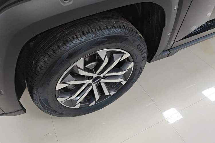 Used Haval H Dog 2023 1.5T Two-Wheel Drive Chao Ye Version Plus Left Front Wheel Hub