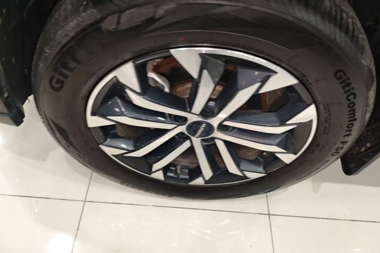 Used Haval H Dog 2023 1.5T Two-Wheel Drive Chao Ye Version Plus Left Front Wheel Hub