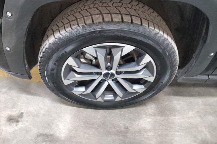 Used Haval H Dog 2023 1.5T Two-Wheel Drive Chao Ye Version Plus Left Front Wheel Hub