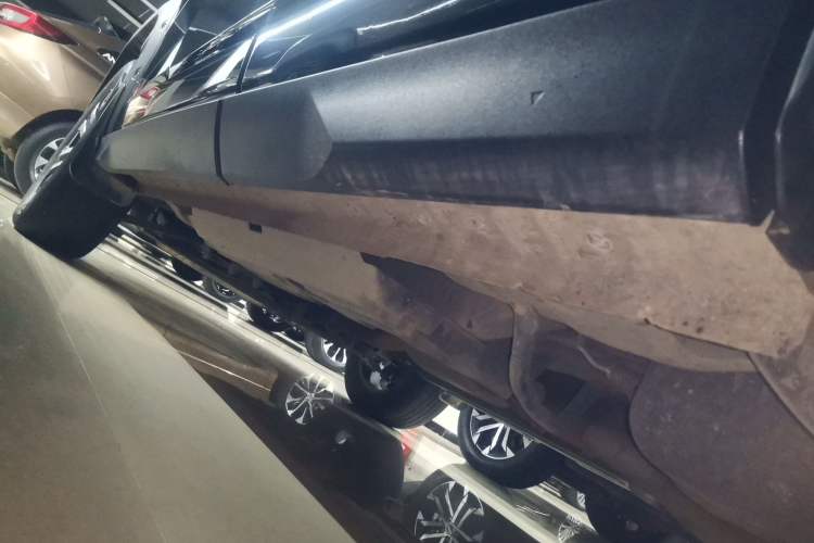 Used Haval H Dog 2023 2.0T Two-Wheel Drive Chaoye Version Plus Left Side Sill