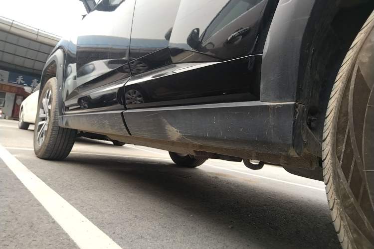 Used Haval H Dog 2023 2.0T Two-Wheel Drive Trendy Outdoor Edition Left Side Sill