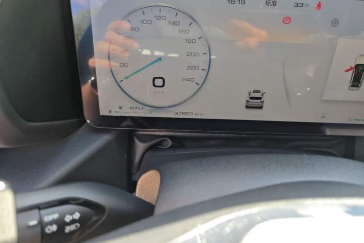 Used Haval H Dog 2023 2.0T Two-Wheel Drive Chaoye Version Plus Odometer Close Up