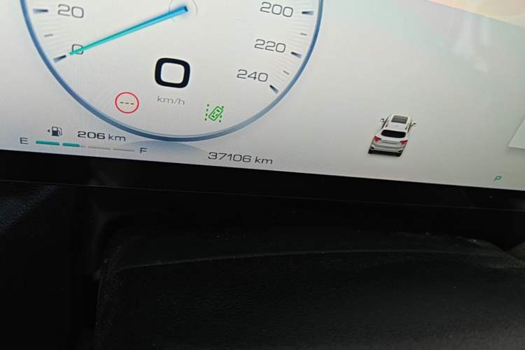 Used Haval H Dog 2023 2.0T All-Wheel-Drive Chaoye Plus Odometer Close Up