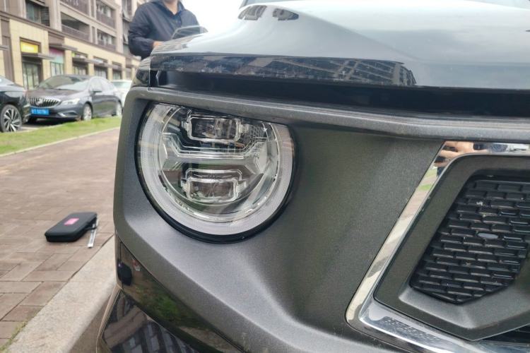 Used Haval H Dog 2023 1.5T Two-Wheel Drive Chao Ye Version Plus Right Front Headlight