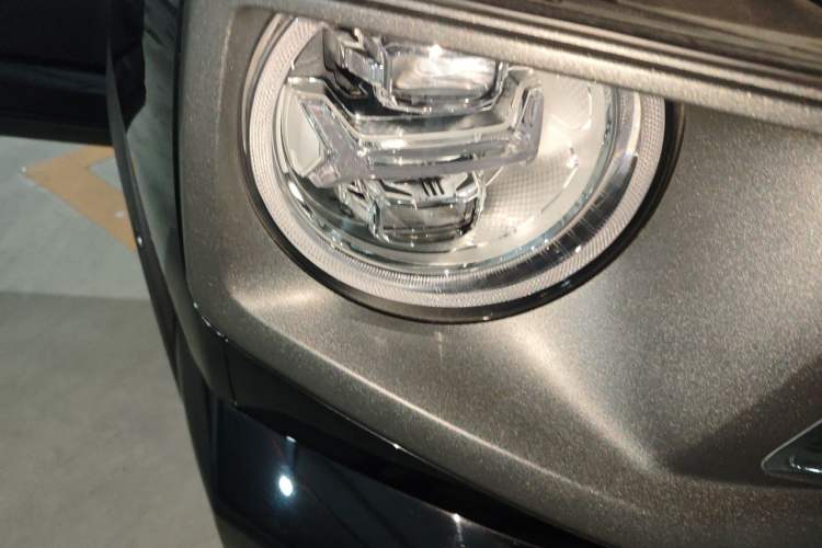 Used Haval H Dog 2023 1.5T Two-Wheel Drive Chao Ye Version Plus Right Front Headlight