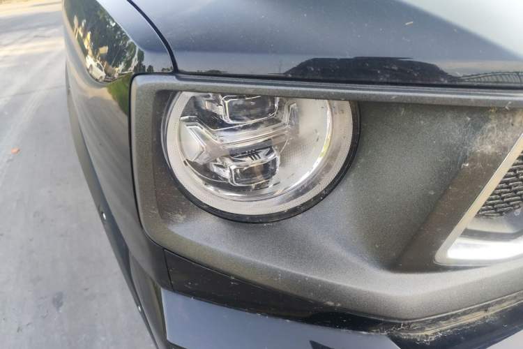 Used Haval H Dog 2023 1.5T Two-Wheel Drive Chao Ye Version Plus Right Front Headlight