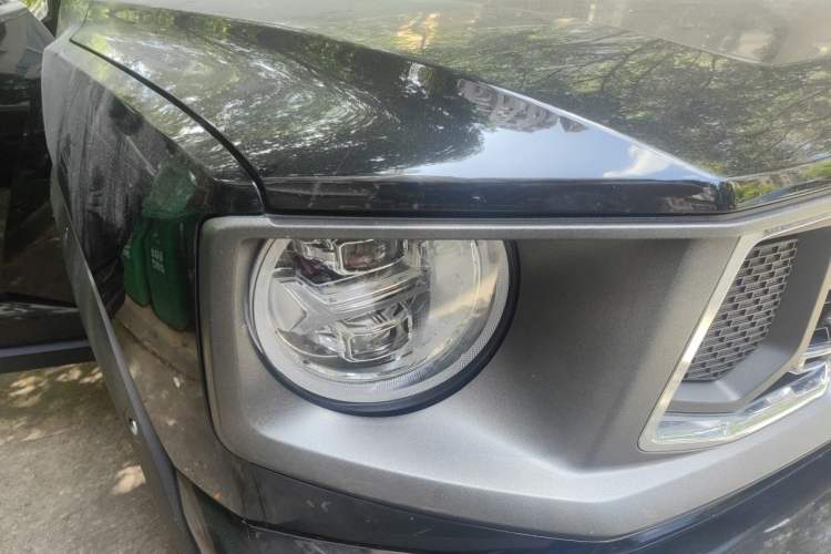 Used Haval H Dog 2023 2.0T Two-Wheel Drive Chaoye Version Plus Right Front Headlight