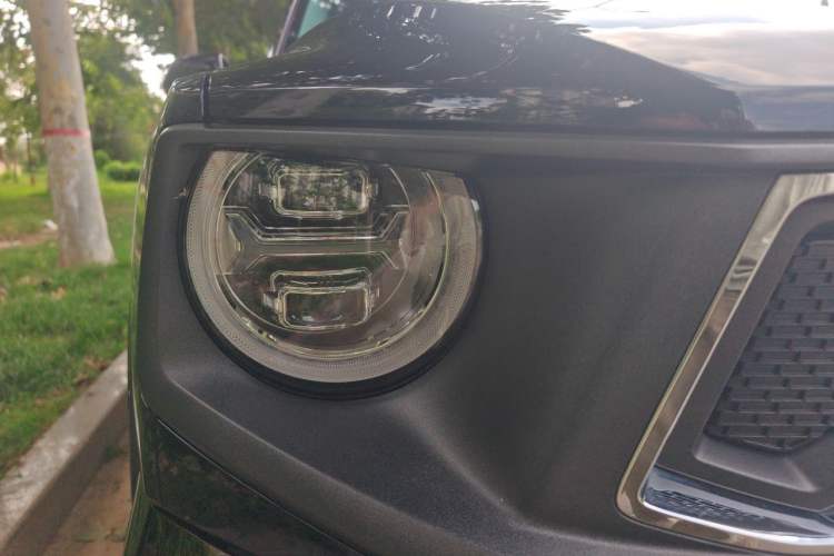 Used Haval H Dog 2023 1.5T Two-Wheel Drive Chao Ye Version Plus Right Front Headlight