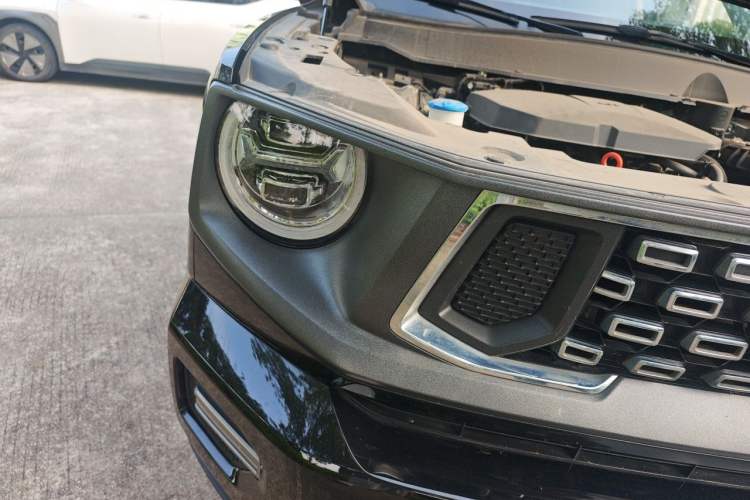 Used Haval H Dog 2023 2.0T Two-Wheel Drive Chaoye Version Plus Right Front Headlight