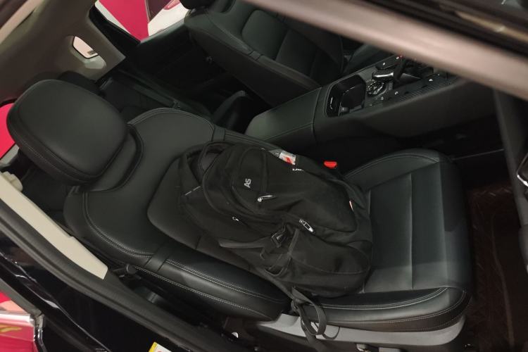 Used Haval H Dog 2023 2.0T Two-Wheel Drive Chaoye Version Plus Right Front Seat