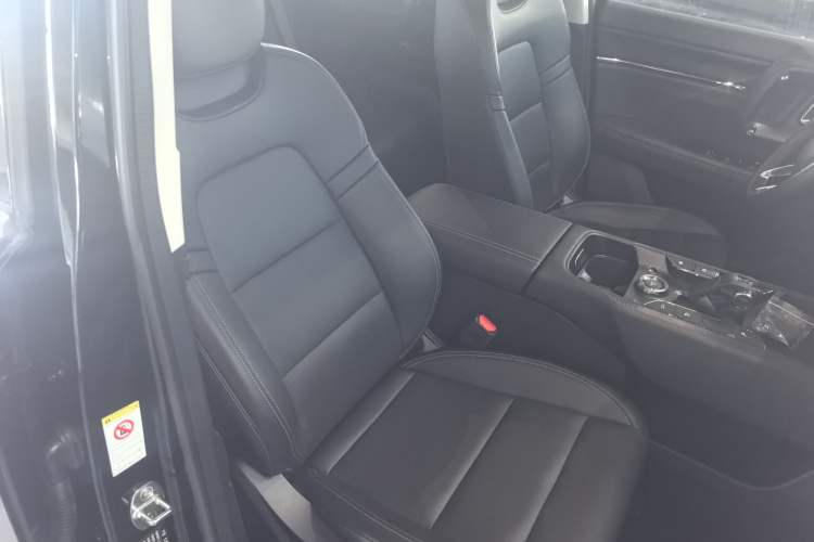 Used Haval H Dog 2023 1.5T Two-Wheel Drive Chao Ye Version Plus Right Front Seat
