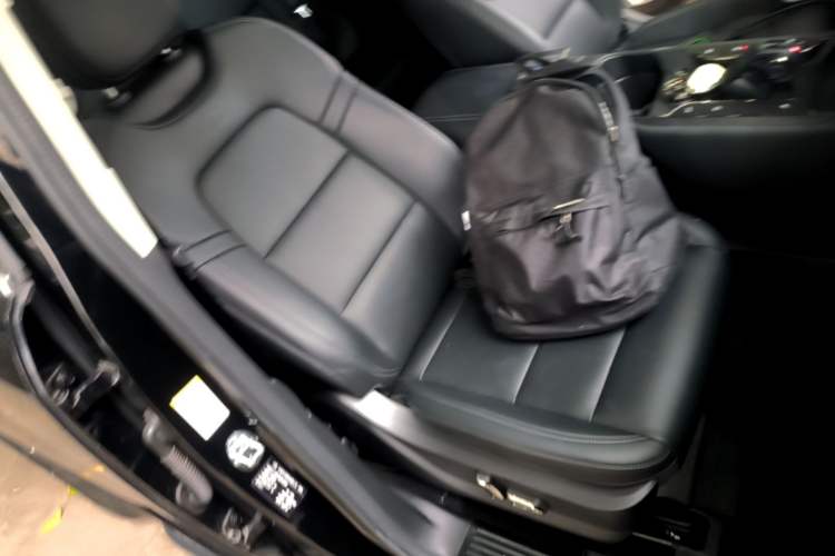 Used Haval H Dog 2023 2.0T Two-Wheel Drive Chaoye Version Plus Right Front Seat