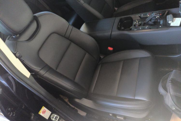 Used Haval H Dog 2023 2.0T Two-Wheel Drive Chaoye Version Plus Right Front Seat