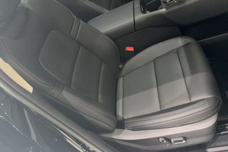 Used Haval H Dog 2023 2.0T Two-Wheel Drive Chaoye Version Plus Right Front Seat