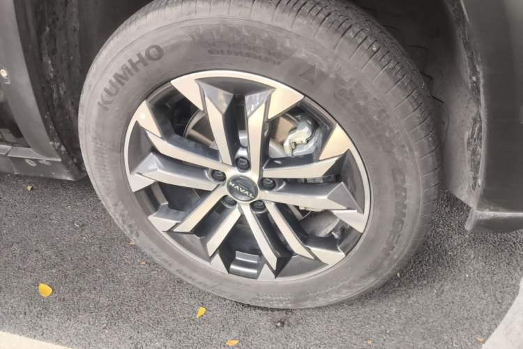 Used Haval H Dog 2023 2.0T Two-Wheel Drive Chaoye Version Plus Right Front Wheel Hub